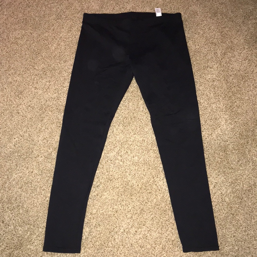 🚨black athletes leggings